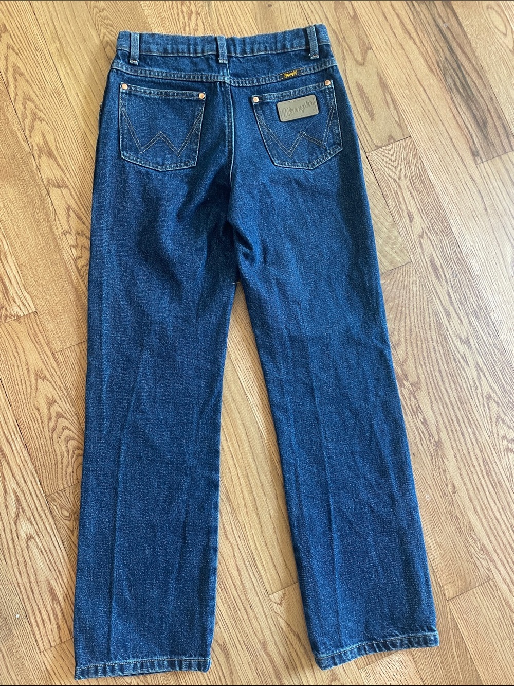 Vintage Wrangler Women's Straight Leg Jeans in Dark Blue Denim